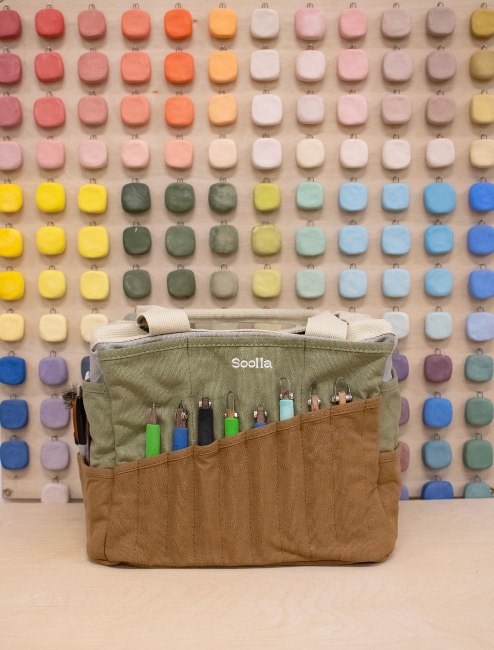 Soolla Studio Artist Bag: Good Earth