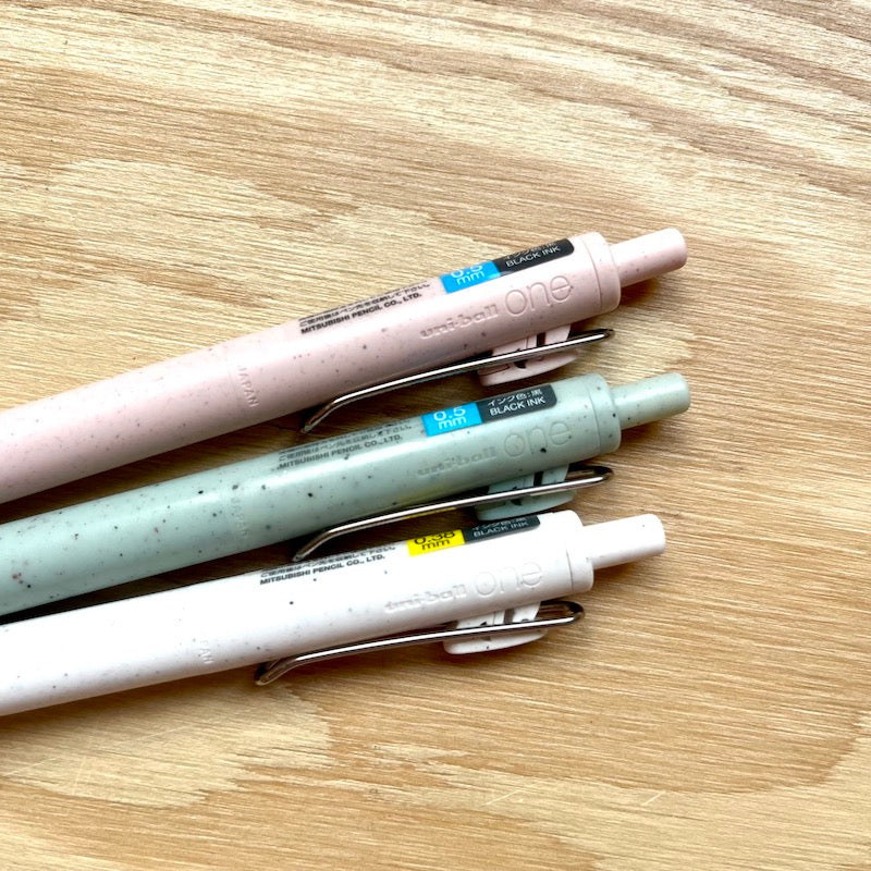 Uni-ball ONE F Gel Pen: Earth Texture